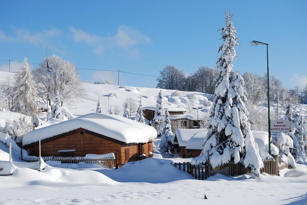 Hotel Campeggio Branchetto Bosco Chiesanuova Exteriér fotografie