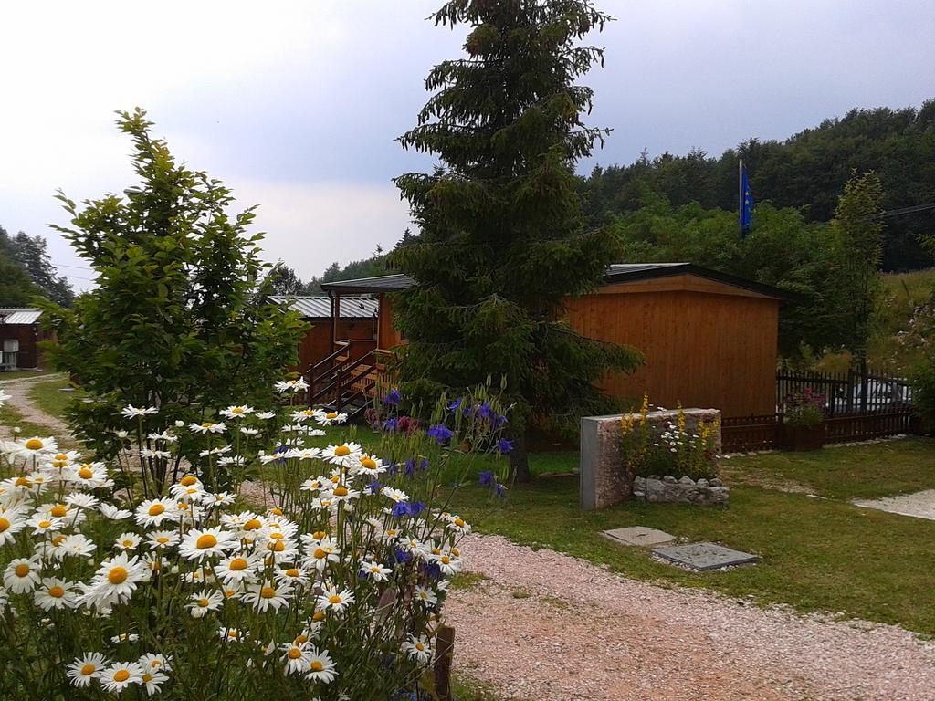 Hotel Campeggio Branchetto Bosco Chiesanuova Exteriér fotografie