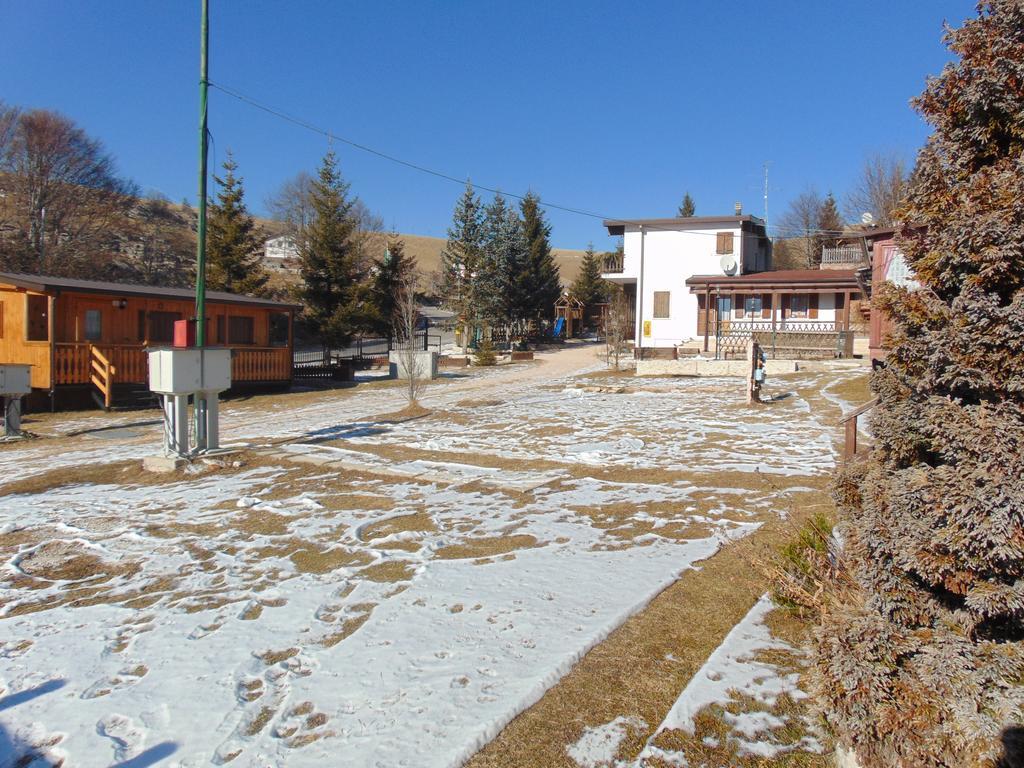 Hotel Campeggio Branchetto Bosco Chiesanuova Exteriér fotografie